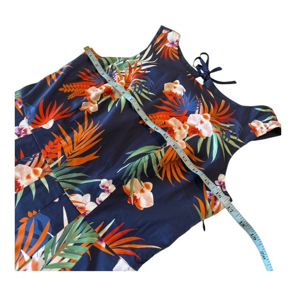 Talbots Botanical High Neckline Pleat Fit & Flare Tropical Knee Length Dress - Picture 7 of 15